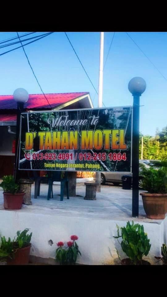 OYO 90618 D'tahan Motel Taman Negara Kuala Tahan Exterior foto