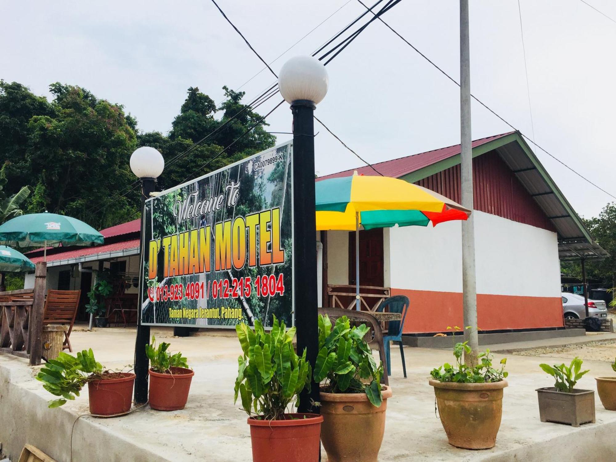 OYO 90618 D'tahan Motel Taman Negara Kuala Tahan Exterior foto